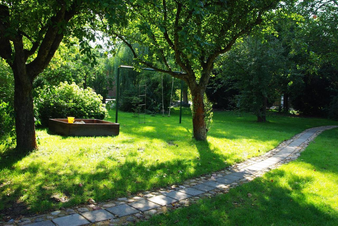 Neu Eingerichtetes Apartment #1 Mit Wlan !Sauna & Hot Tub Zubuchbar! Senftenberg Exterior photo